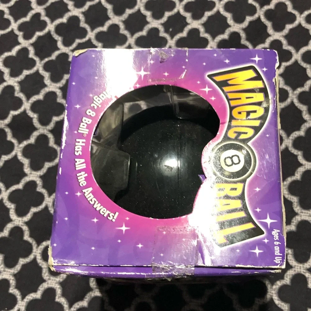 2009 Mattel Magic 8 Ball Novelty Questions & Answers Game NIB New in Box